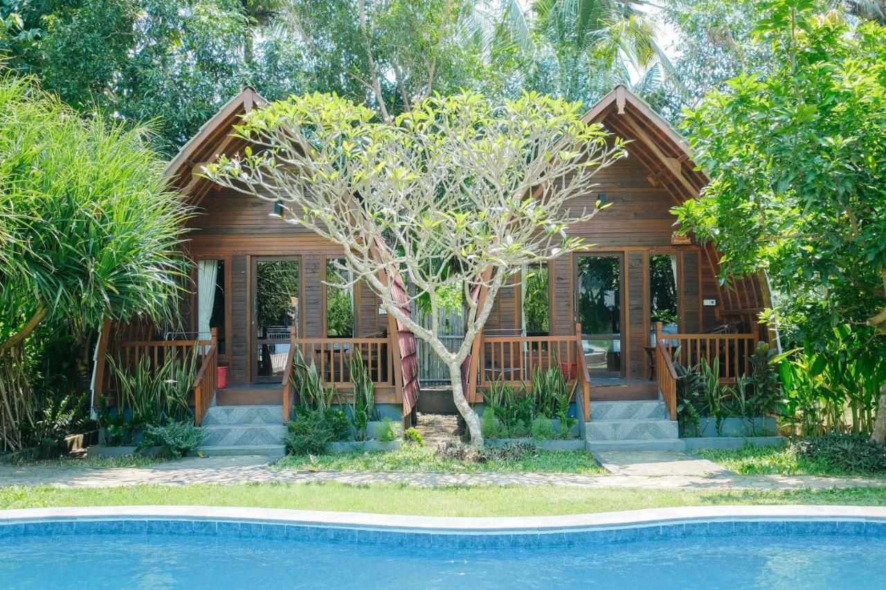 Adi Bungalow Nusa Penida Redpartner Ped Exterior foto