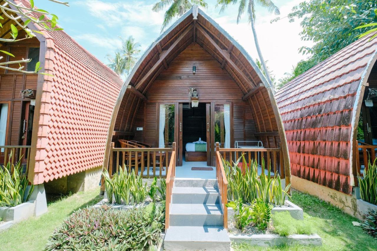Adi Bungalow Nusa Penida Redpartner Ped Exterior foto