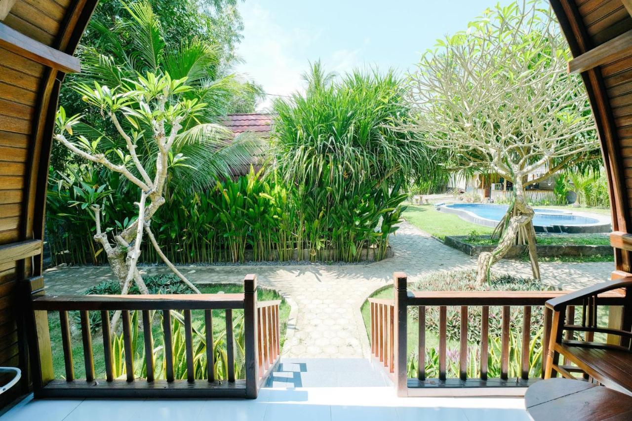 Adi Bungalow Nusa Penida Redpartner Ped Exterior foto