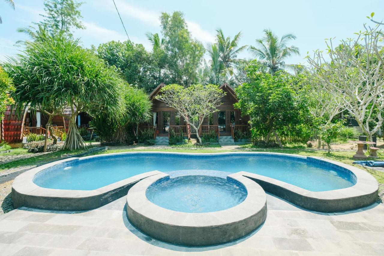 Adi Bungalow Nusa Penida Redpartner Ped Exterior foto